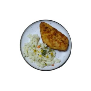 Курица в панировке с рисом и овощами
